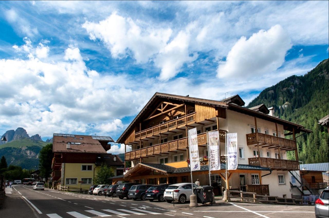 Alpstyle Hotel Albolina Wellness & Beauty Canazei Luaran gambar